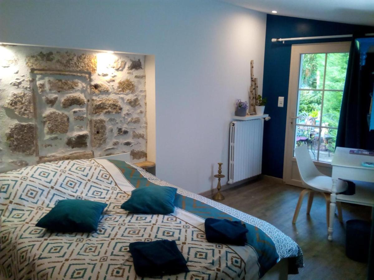 Mas Des Vignes Piscine Chauffee Bed & Breakfast Le Champ-Saint-Pere Exterior photo